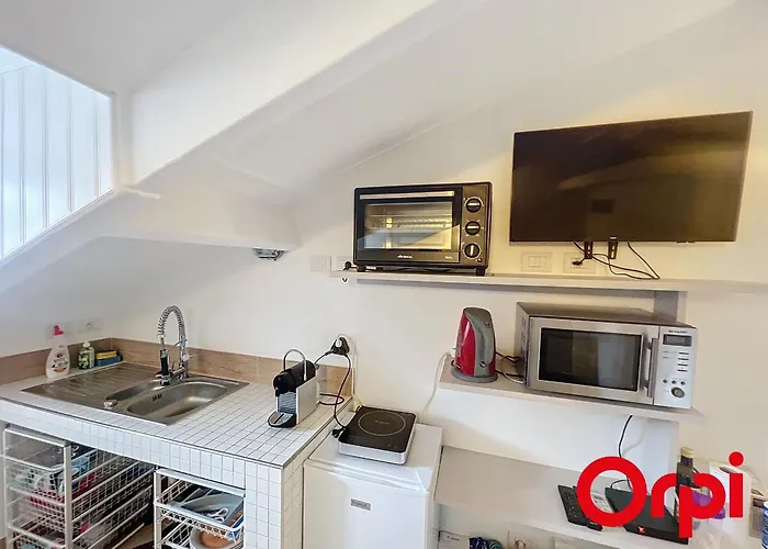 Charmant, Climatise, Dans Un Ancien Palace A - Fr-1-647-45 Menton